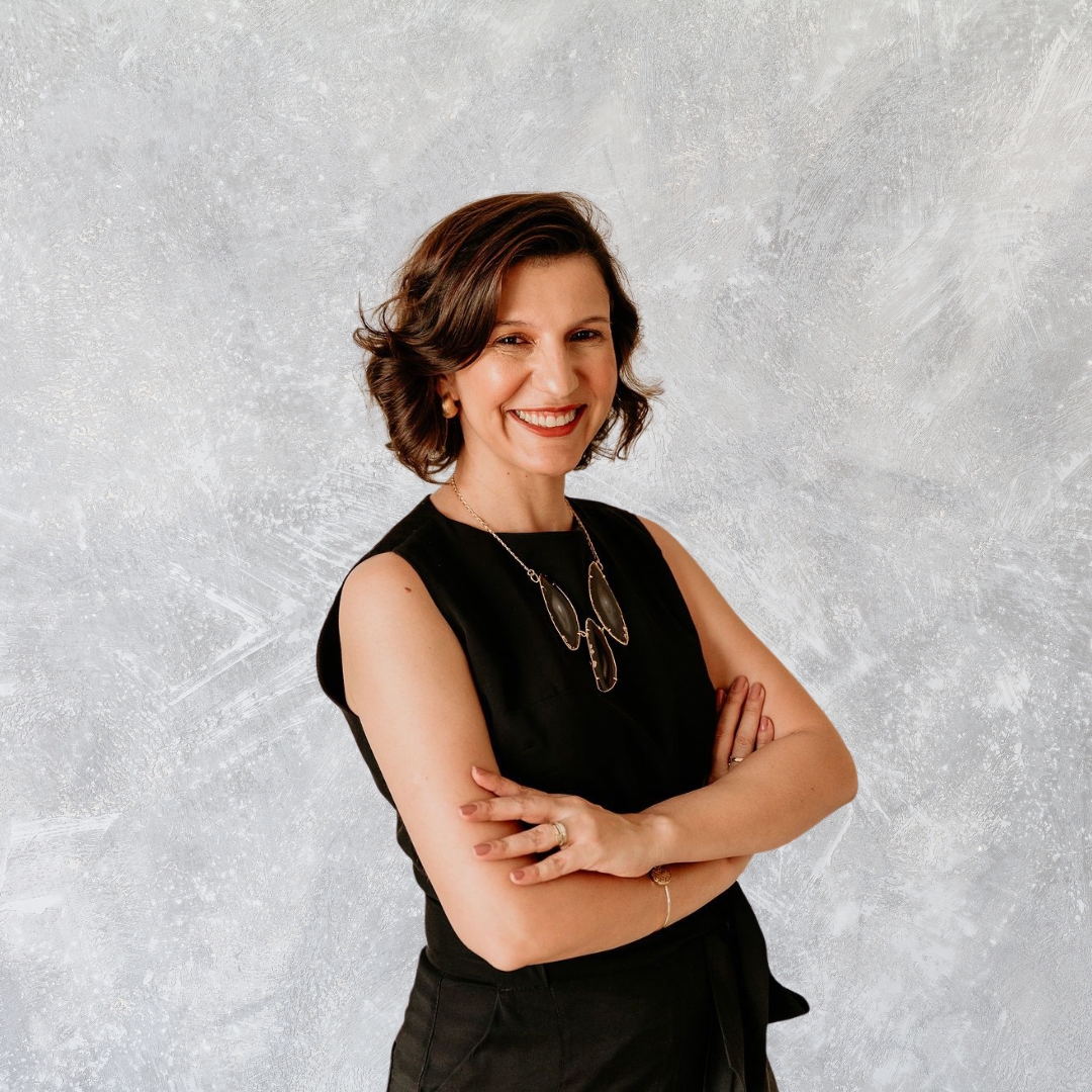 Elaine Medeiros C. Oliveira